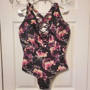 Torrid Wireless Strappy Front One Piece Swimsuit